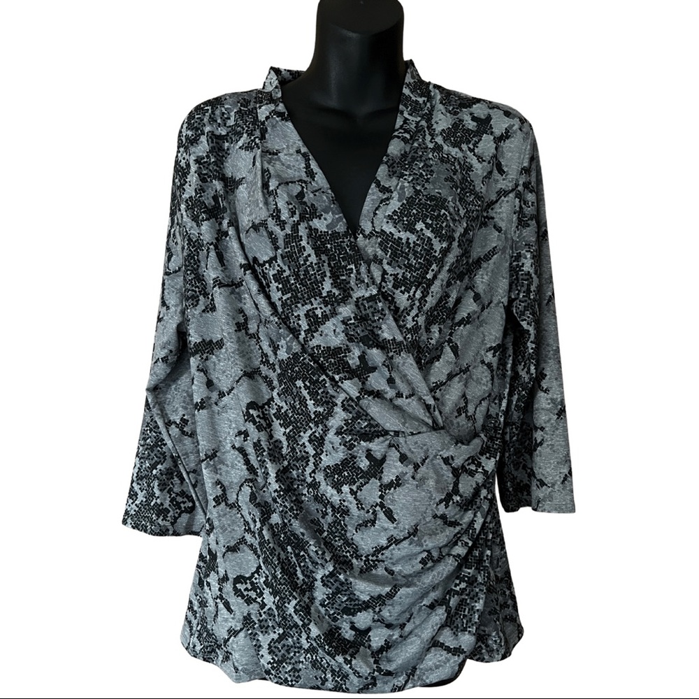 BLACK & GREY MIX CROSSOVER TOP SIZE LARGE  TAG- date night top, cute, evening